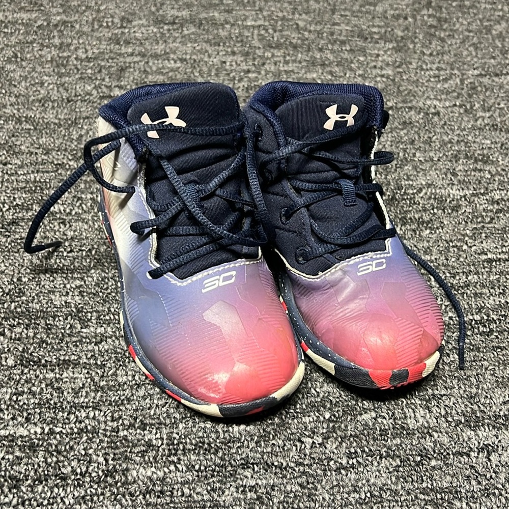Toddler Under Armour play shoes size 8! Well loved but lots of wear left!